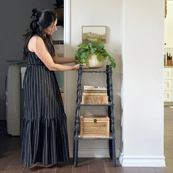 3 Tiered Distressed Black Spindle Shelf – Decor Steals