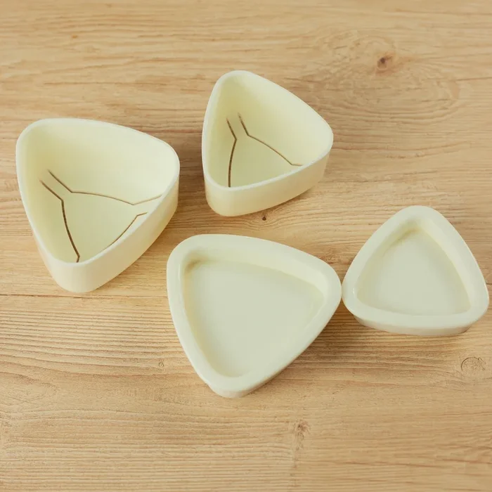 Easy Onigiri Push Mold