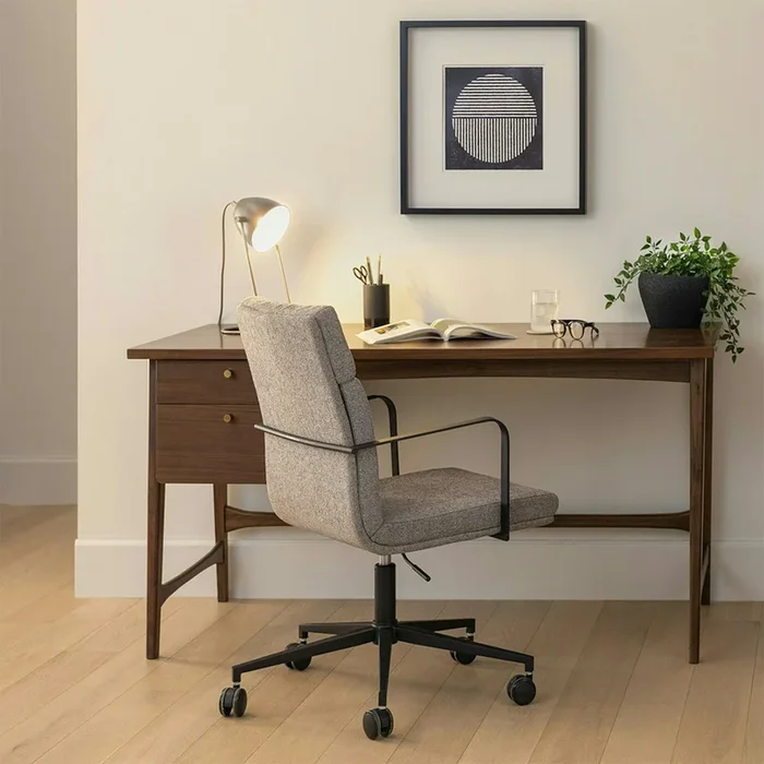 Krossa 58.5″ Desk – Walnut