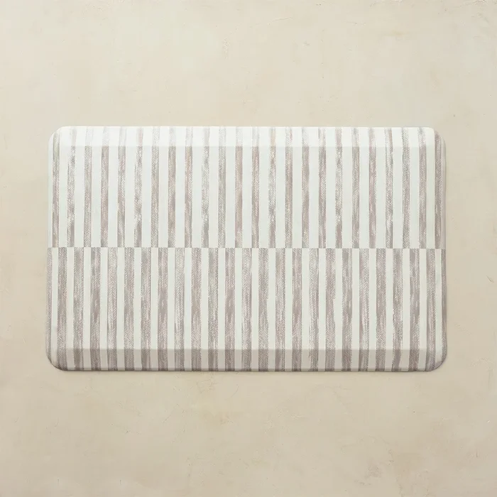 Nama Standing Mat | Reese